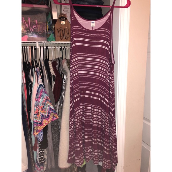 Burgundy Old Navy Stripped Dress - Picture 1 of 2